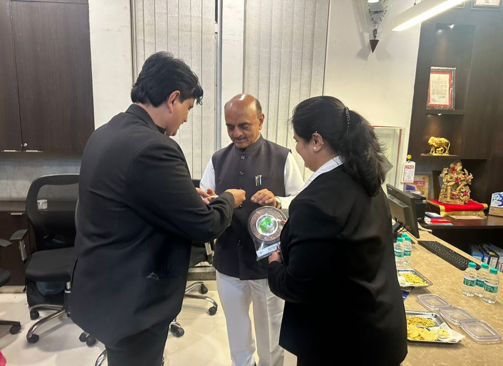 india & azerbaijan explore ppotential for cooperation